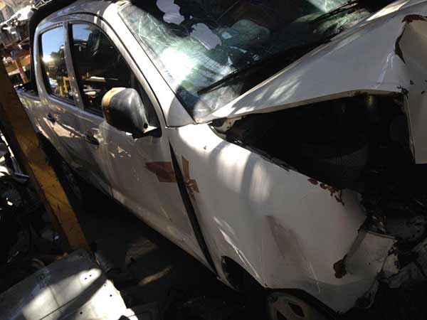  Toyota HILUX 2013    EN DESARME