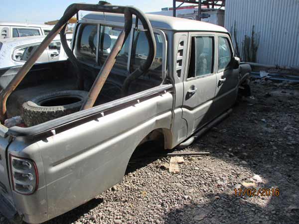  Mahindra PICK UP 2011    EN DESARME
