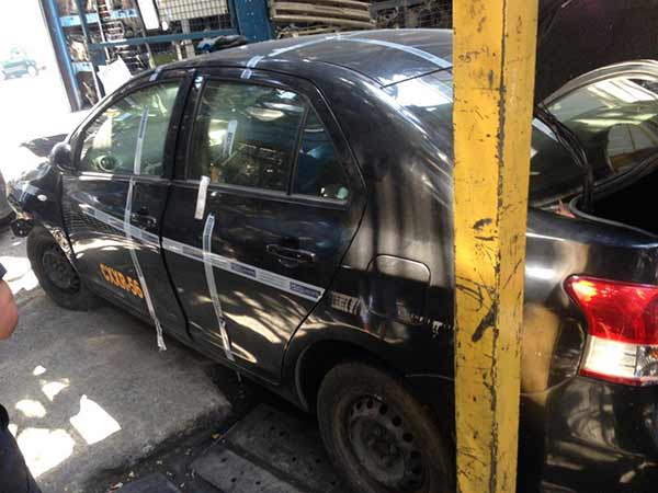  Toyota YARIS 2013    EN DESARME