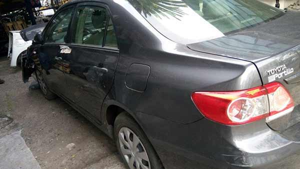  Toyota COROLLA 2013    EN DESARME