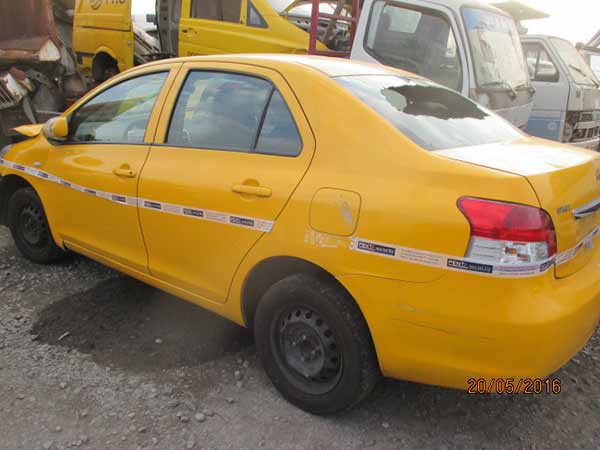  Toyota YARIS 2012    EN DESARME