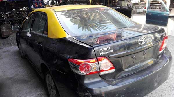  Toyota COROLLA 2014    EN DESARME