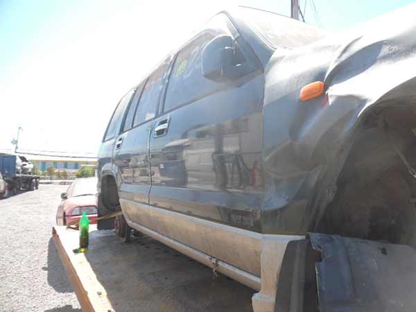 VIDRIO Isuzu TROOPER 1992  USADO  EN DESARME