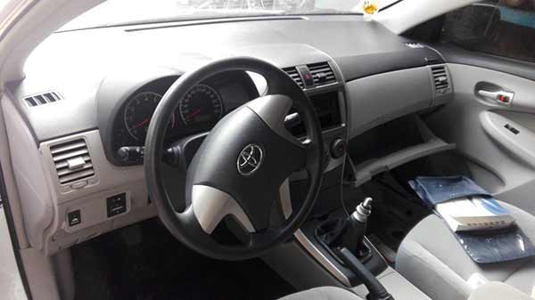  Toyota COROLLA 2013    EN DESARME