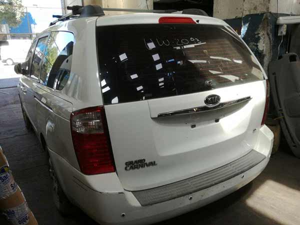  Kia GRAND CARNIVAL 2007    EN DESARME