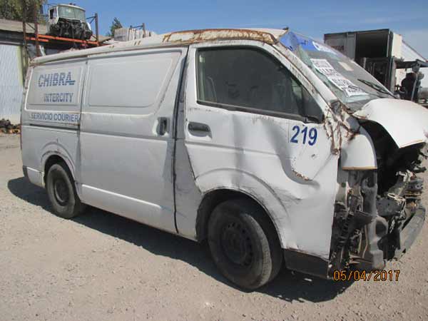  Toyota HIACE 2014    EN DESARME