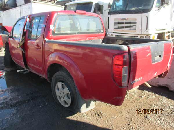  Nissan NAVARA 2011    EN DESARME