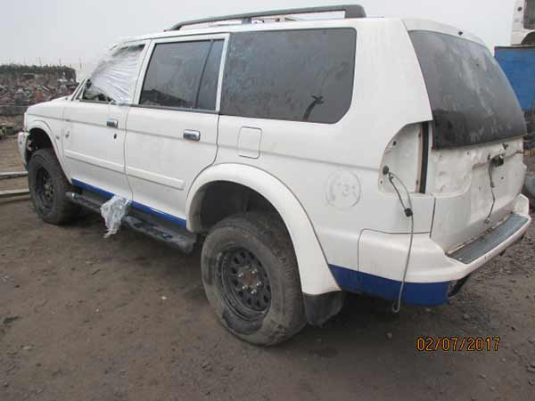  Mitsubishi MONTERO 2011    EN DESARME