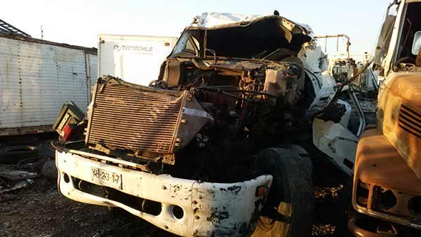  Freightliner CL120 2005    EN DESARME