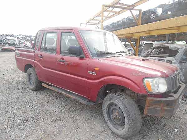  Mahindra PICK UP 2012    EN DESARME
