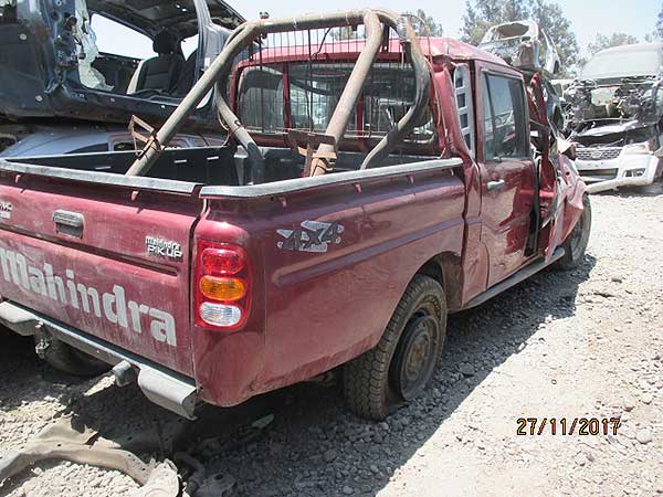  Mahindra PICK UP 2013    EN DESARME