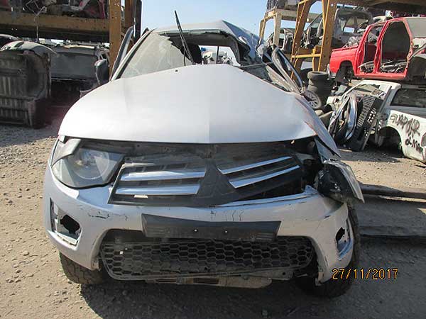  Mitsubishi L200 2015    EN DESARME