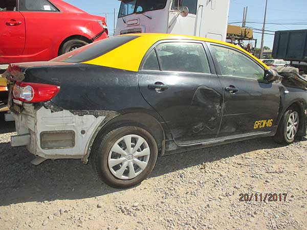  Toyota COROLLA 2014    EN DESARME