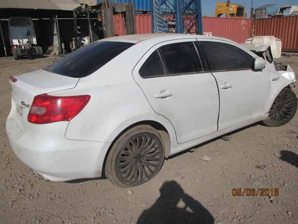  Suzuki KIZASHI 2013    EN DESARME