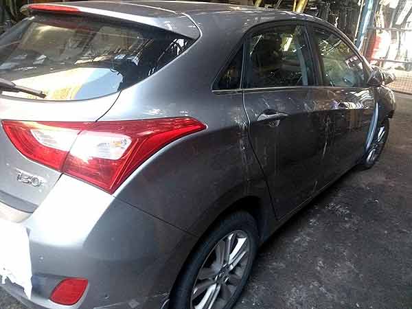  Hyundai i30 2013    EN DESARME