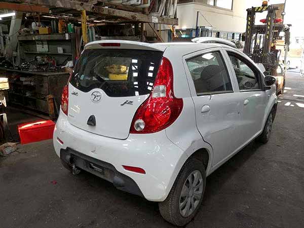  Jac HB 2015    EN DESARME