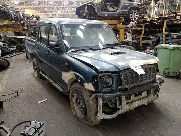  Mahindra PICK UP 2015    EN DESARME