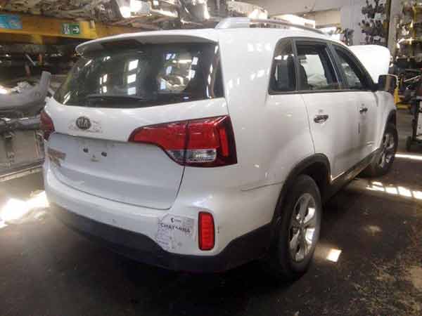  Kia SORENTO 2014    EN DESARME