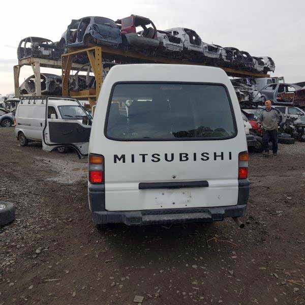 Mitsubishi L300 2008    EN DESARME