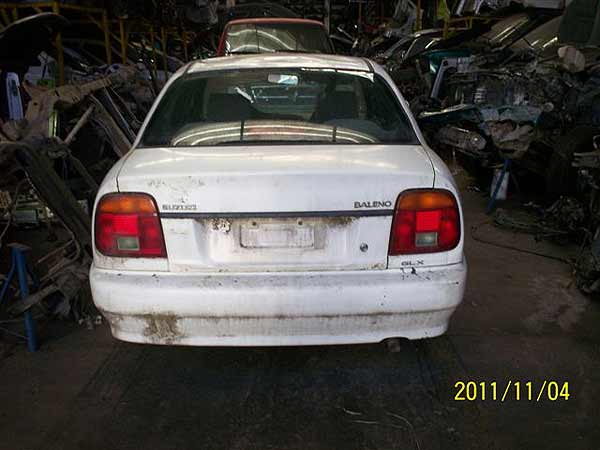  Suzuki BALENO 2000    EN DESARME