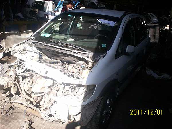  Chevrolet ZAFIRA 2002    EN DESARME