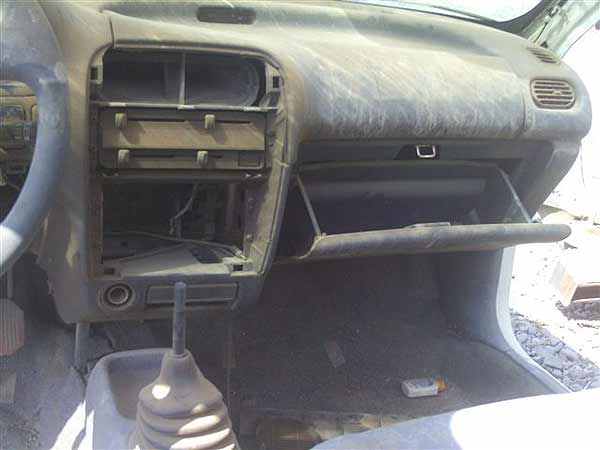  Daihatsu CHARADE 1999    EN DESARME