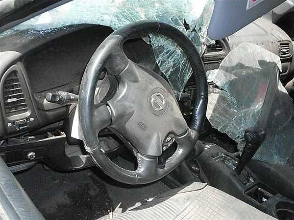  Nissan PATHFINDER 2005    EN DESARME