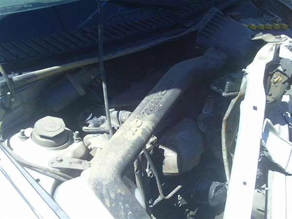  Daihatsu Cuore 2002    EN DESARME