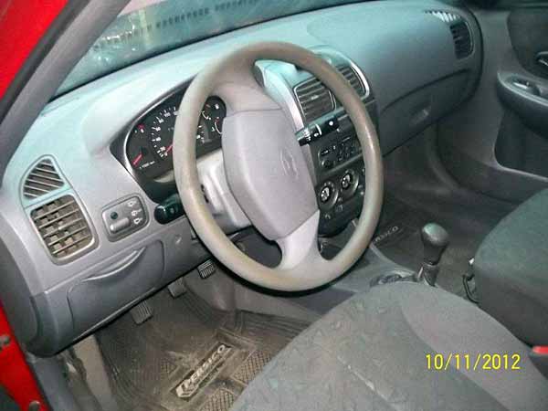  Hyundai ACCENT 2001    EN DESARME