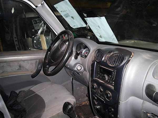  Mahindra PICK UP 2012    EN DESARME