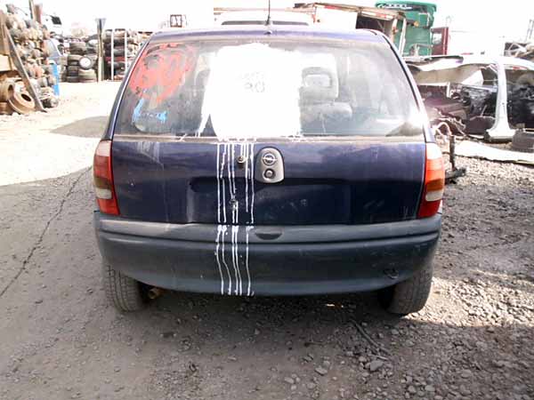  Opel CORSA 1995    EN DESARME