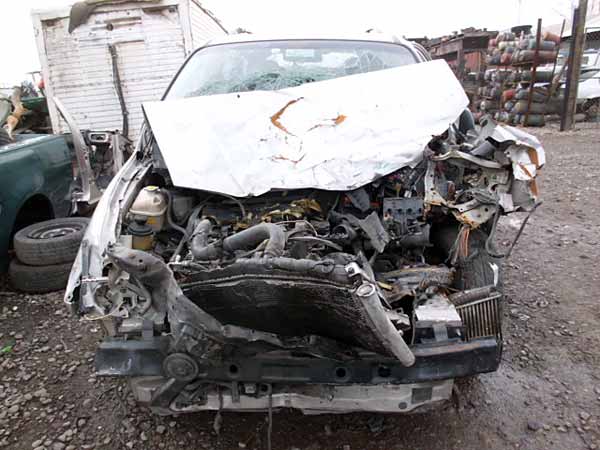  Hyundai Trajet 2005    EN DESARME