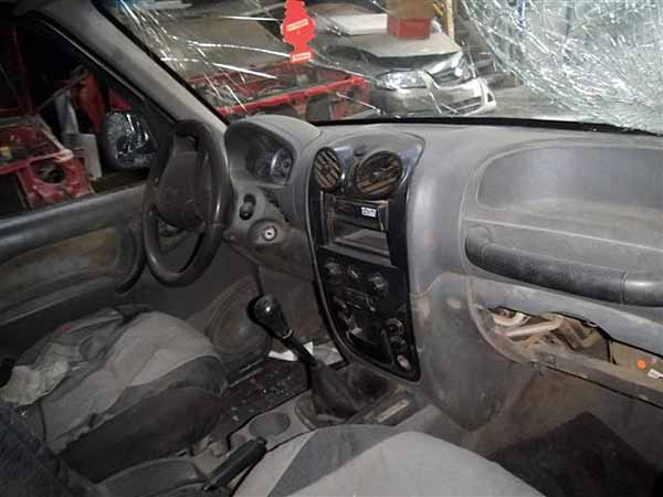  Mahindra PICK UP 2011    EN DESARME