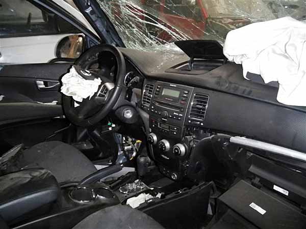  Ssangyong KORANDO 2013    EN DESARME