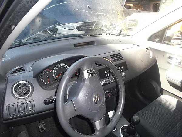  Suzuki SWIFT 2008    EN DESARME