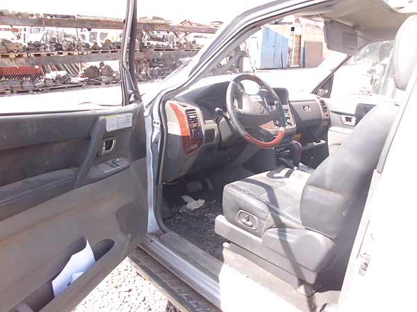  Mitsubishi MONTERO 2005    EN DESARME