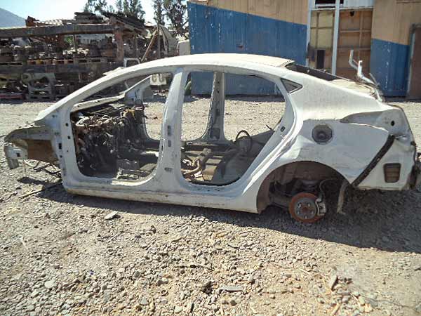  Hyundai ELANTRA 2012    EN DESARME