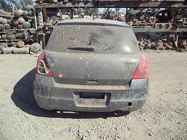  Suzuki SWIFT 2009    EN DESARME