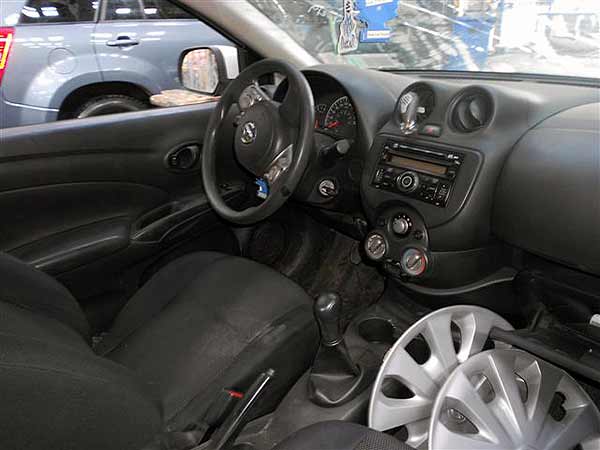  Nissan VERSA 2012    EN DESARME