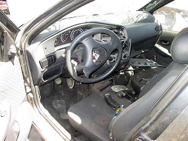  Fiat PALIO 2005    EN DESARME