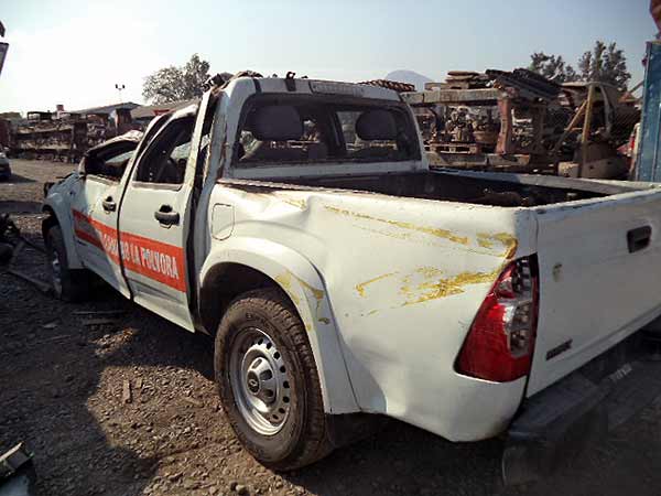  Chevrolet DMAX 2010    EN DESARME