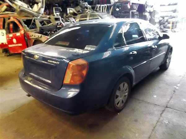  Chevrolet OPTRA 2005    EN DESARME
