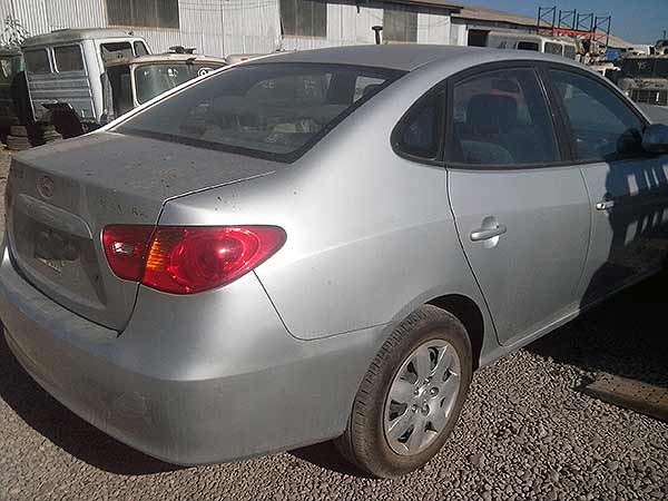  Hyundai ELANTRA 2008    EN DESARME