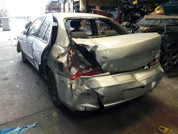  Samsung SM3 2011    EN DESARME
