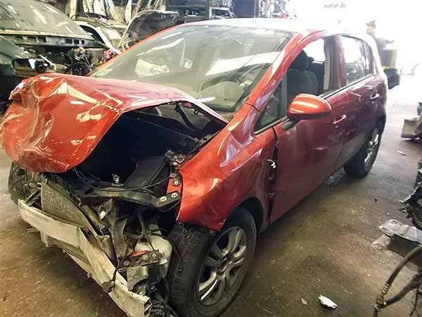  Opel CORSA 2013    EN DESARME