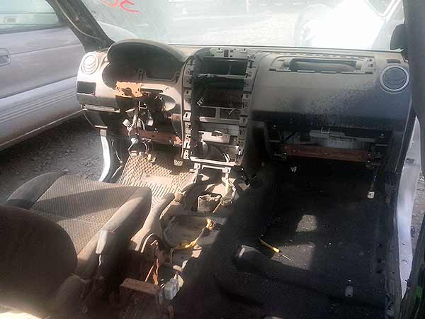  Suzuki GRAND NOMADE 2010    EN DESARME