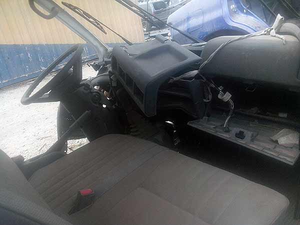 Mitsubishi L300 2010    EN DESARME