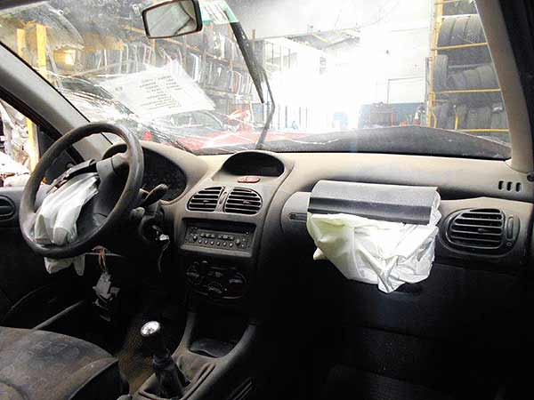  Peugeot 206 2005    EN DESARME