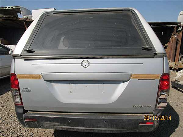  Ssangyong Action 2011    EN DESARME