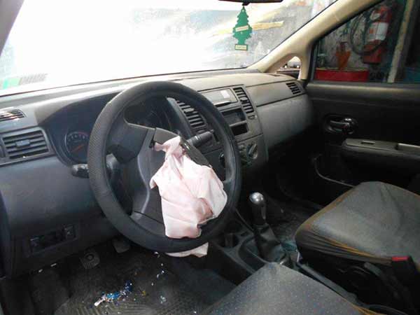  Nissan TIIDA 2012    EN DESARME